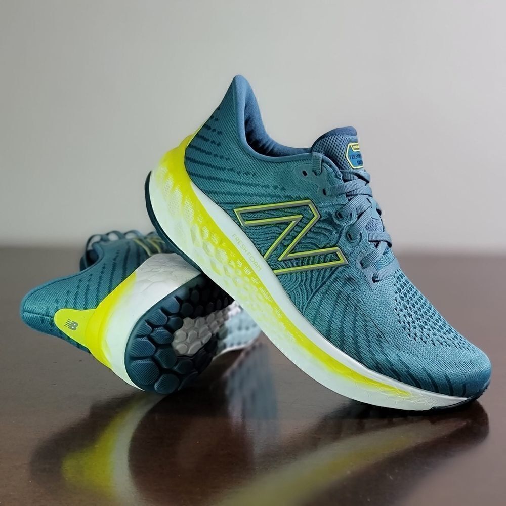 New Balance Fresh Foam Vongo v5 Fuel Cell 990 1080 v11 Men’s Size 7 Blue White